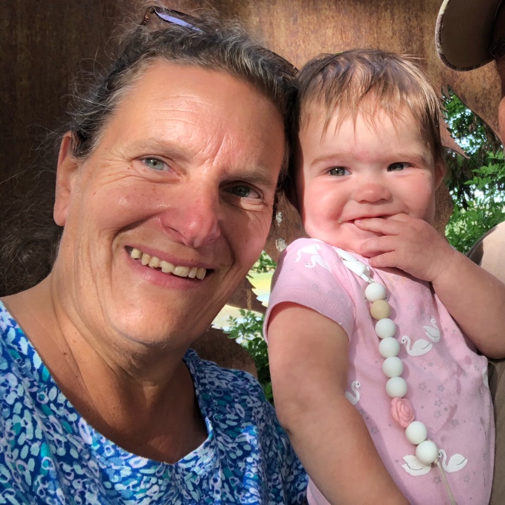 Meet your Posher, Melanie